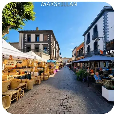 D'exception A Louer,avec Parking Prive Salon Et 2 * Marseillan (Herault)